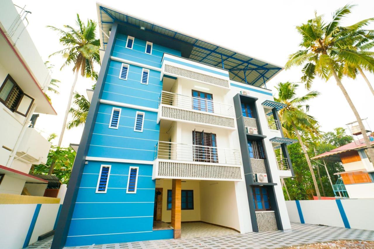 Hotel O Majestic Stays Kazhakuttam Exterior photo