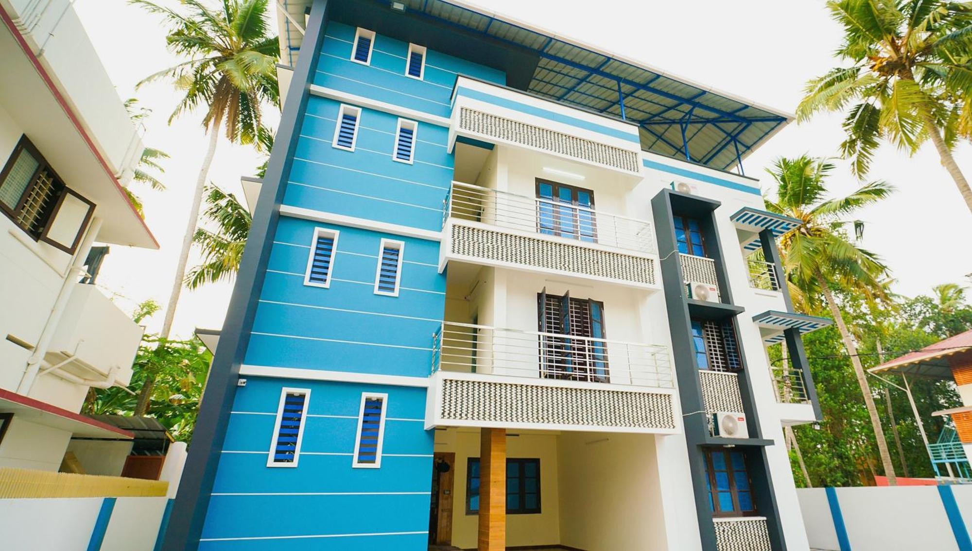 Hotel O Majestic Stays Kazhakuttam Exterior photo